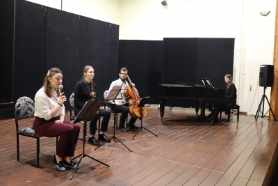 W poniedziałek 10 stycznia w sali widowiskowej Szkoły Podstawowej w Kikole Ośrodek Kultury Gminy Kikół zorganizował audycję muzyczną dla najmłodszych uczniów ze szkół podstawowych z  terenu gminy Kikół.