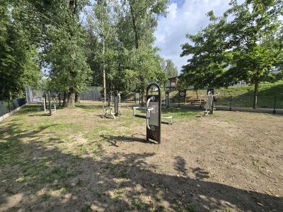 siłownia zewnętrzna