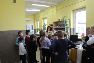 24 stycznia odwiedziła naszą bibliotekę klasa II b z Zespołu Szkolno-Przedszkolnego w Kikole.