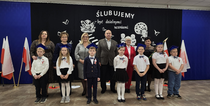 Ślubowanie Pierwszoklasistów w Szkole...